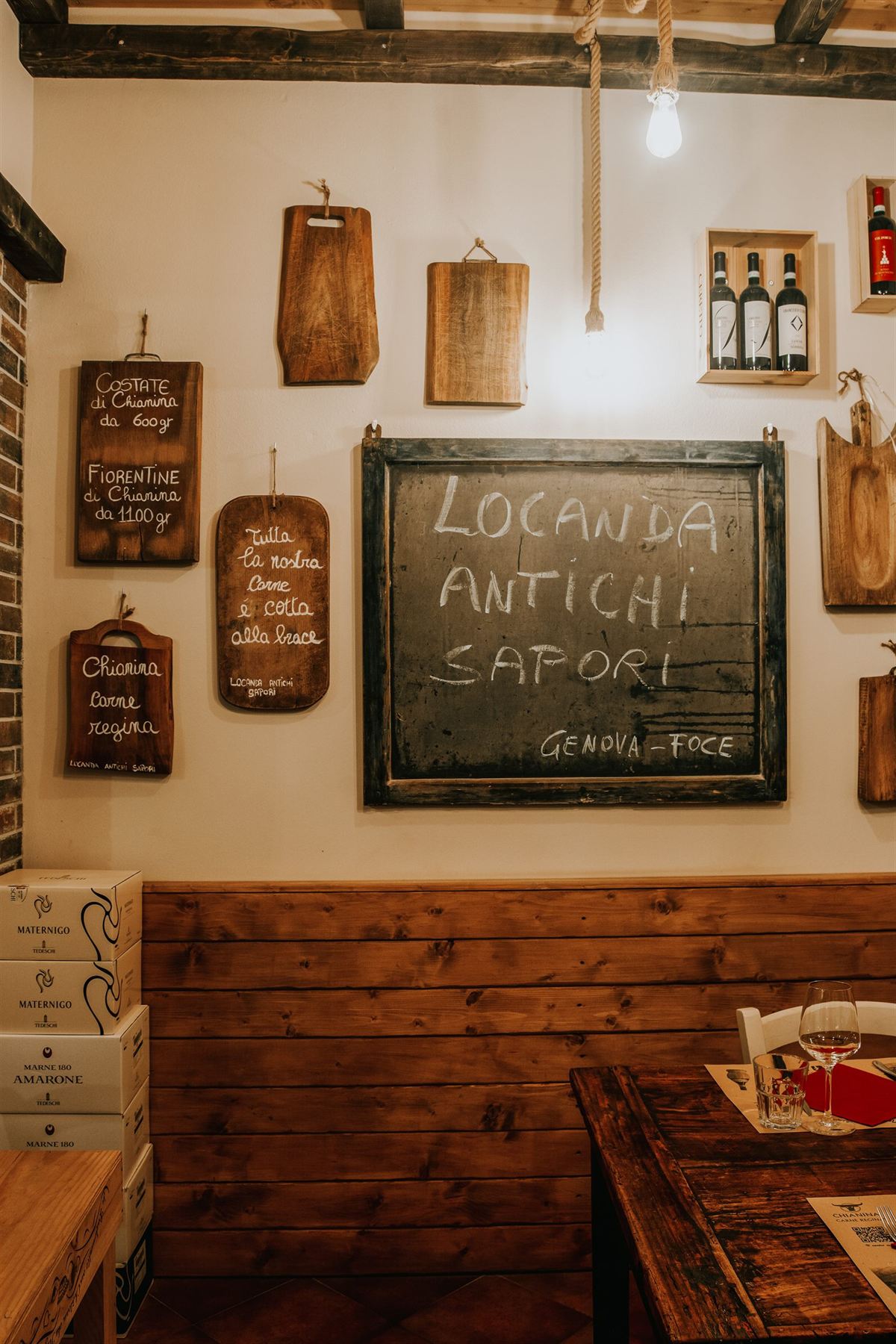 L'ardoise au nom de la Locanda